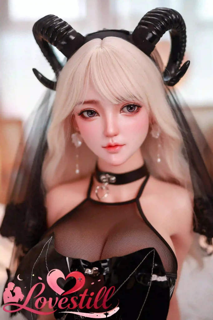【ハイブリッド】ティファ(Tifa)風 158cm Eカップ リアルドール – シリコンヘッド×TPEボディ | Lovestilldoll