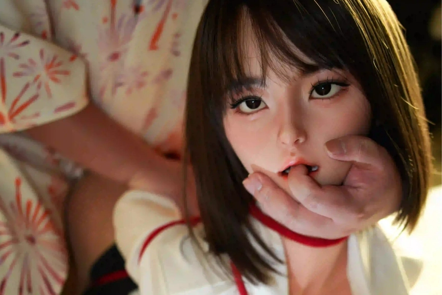 フェララブドールのリアルな口元ディテールと質感