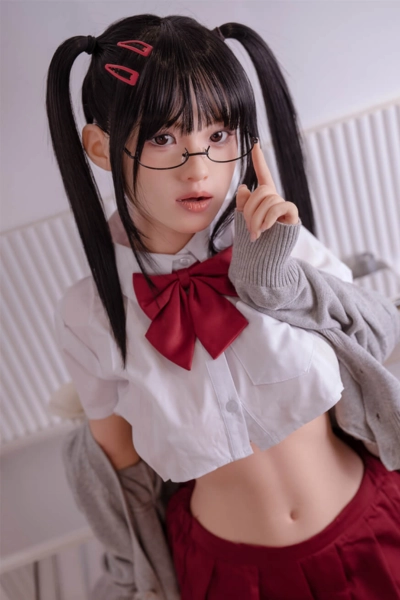 Top 6:Orangein #712 · ツンデレ妹系JK(148cm / Dカップ / 顎機能付き)